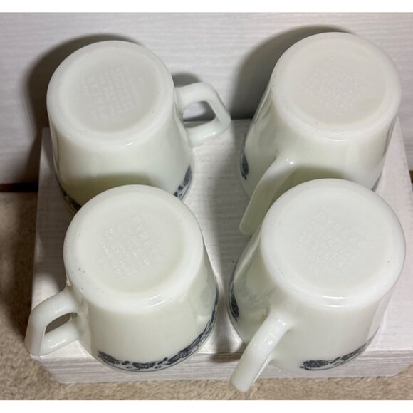 Pyrex Mugs Old Towne Blue Onion Milk Glass Coffee Cups Set Of 4 Vintage USA - Picture 4 of 7